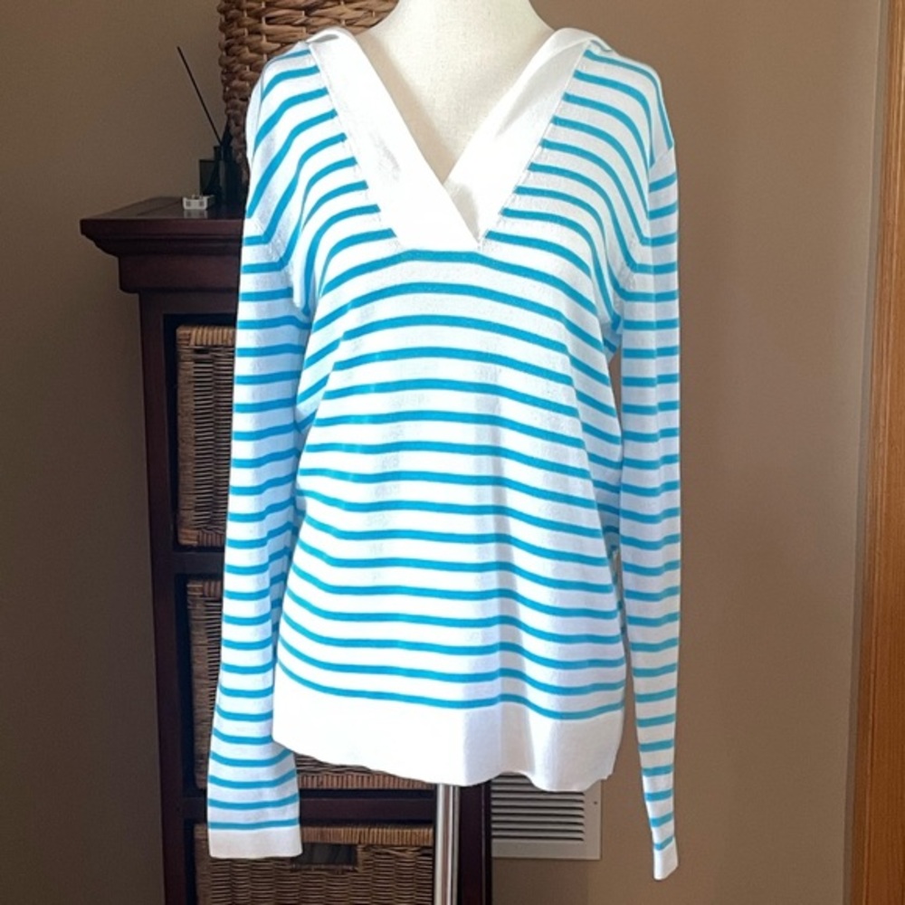 Tommy Bahama Striped Hooded Light Weight Sweater